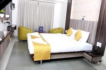Oyo Premium Mysore Mg Road 3*,
